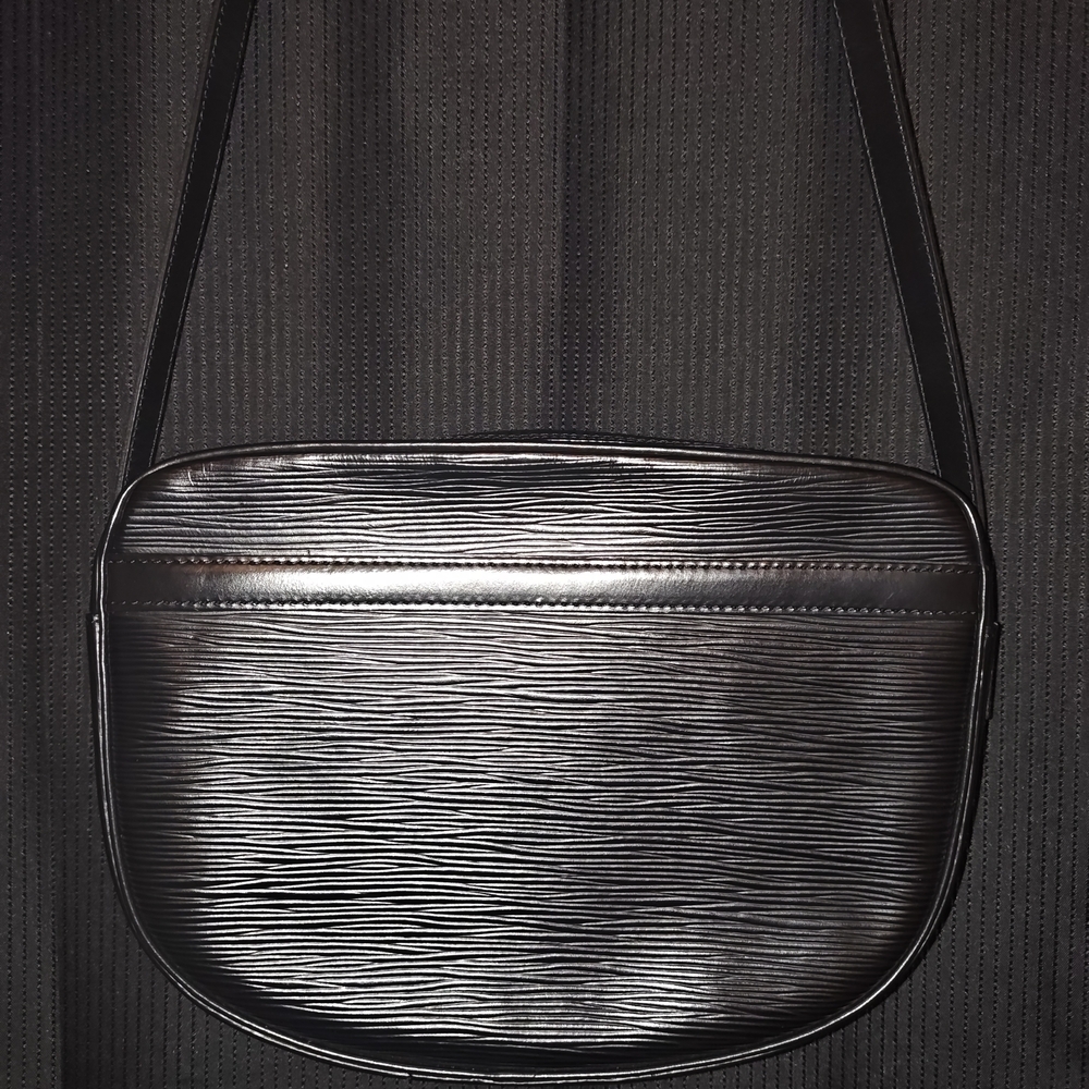 Louis Vuitton Black Epi Jeune Fille Crossbody - Picture 10 of 15
